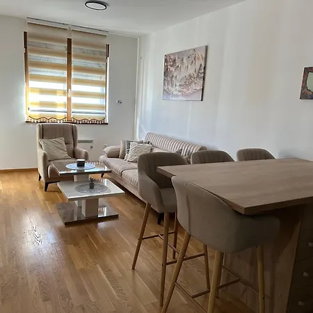 Bear アパート ズラティボール